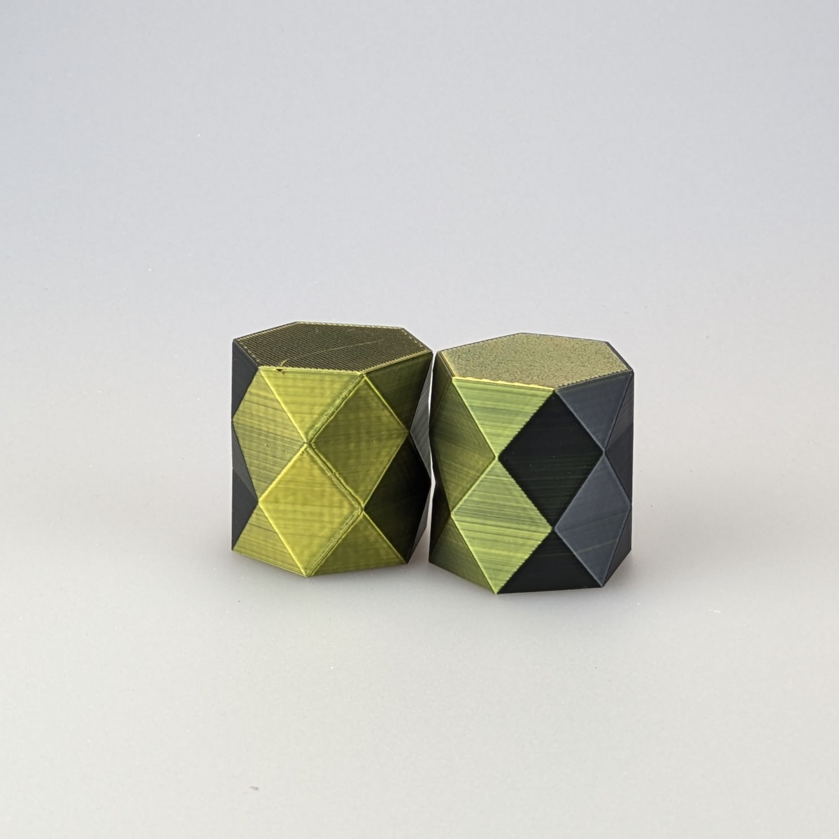 PLA Silk Dual-Colour Black/Gold (Demo - 0.9kg)